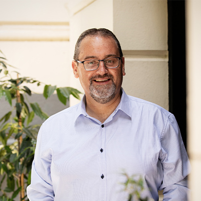 Simon Perry's profile picture